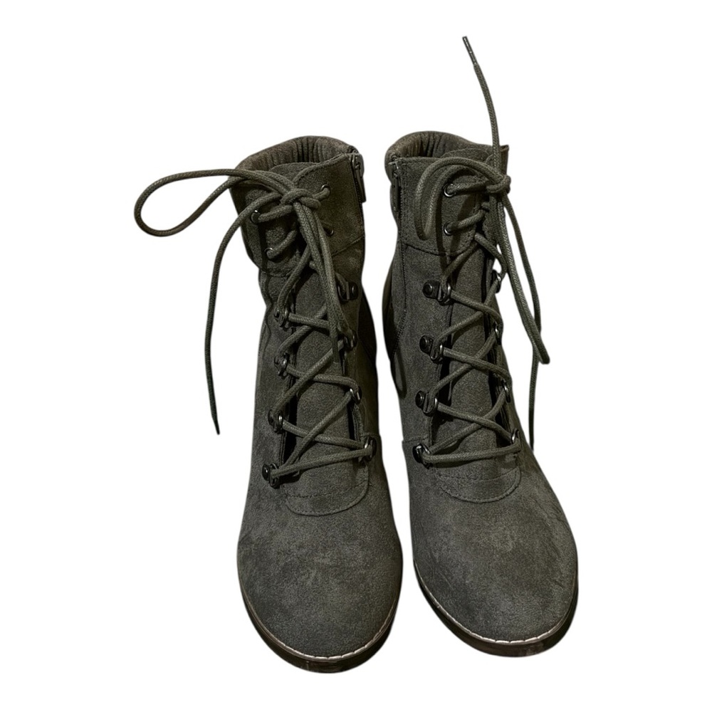 Women's Lace-Up Ankle Boots - Olive Green